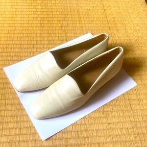 Minimalist off white flats